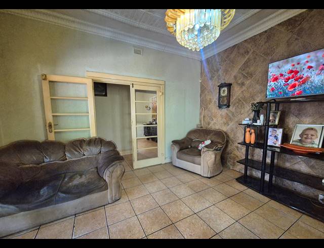 3 BEDROOM HOUSE FOR SALE IN BRENTHURST